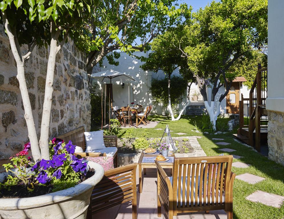 Apartment Helios Garden Boutique Apartments